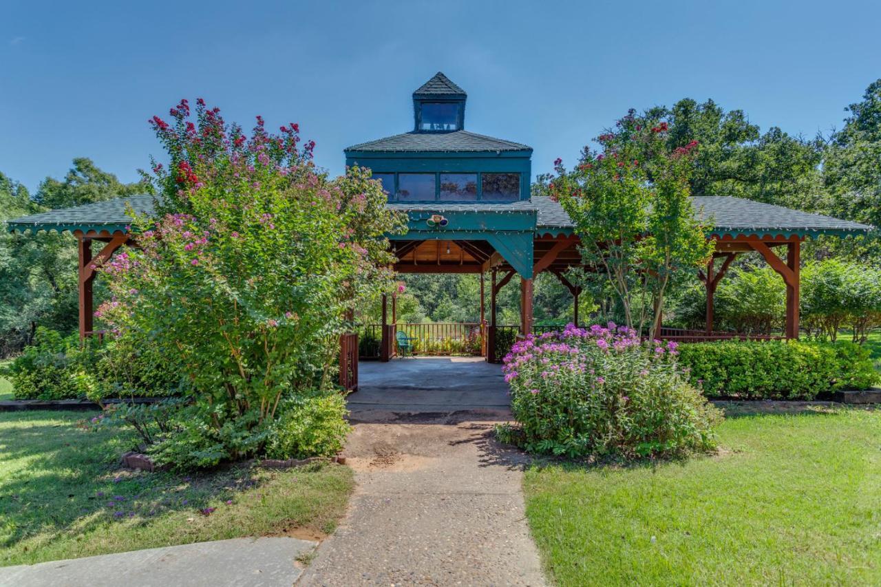 The Whispering Pines 4* Norman